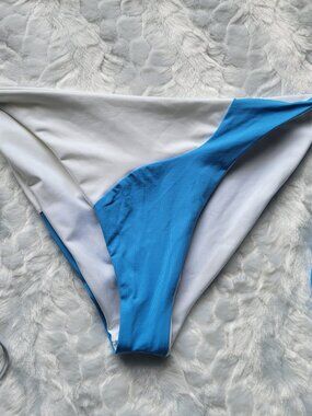 L*Space Bikini Bottom Women's XL Swim Blue Dani  Classic String Swimwear  NWOT